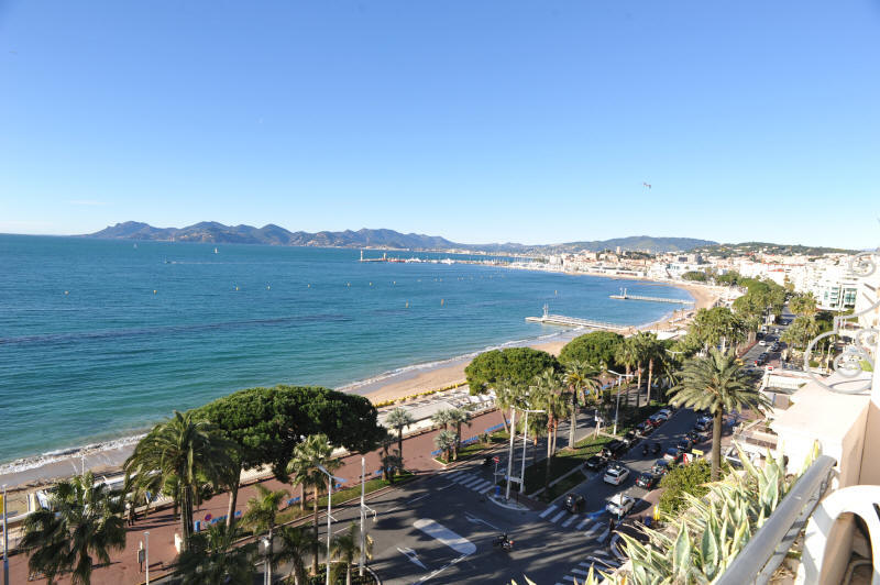 Cannes Rentals, Ref 209, John and John Real Estate, Cannes, France
